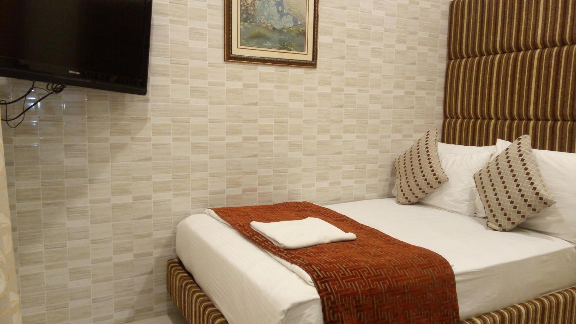 Bentley Hotel Marine Drive Bombaj Zewnętrze zdjęcie